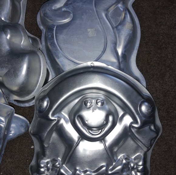 Wilton Kitchen 2for3wilton Character Cake Pan Poshmark
